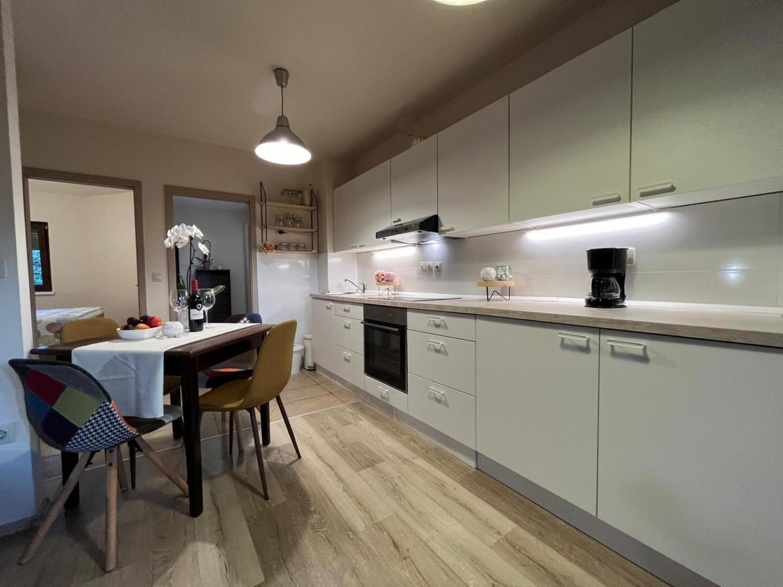 Apartments Deak Πόρετς Εξωτερικό φωτογραφία