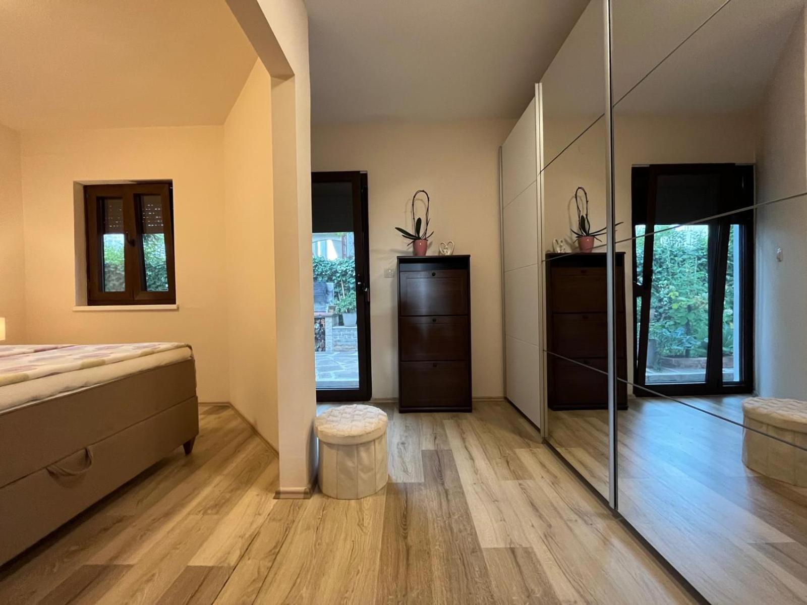 Apartments Deak Πόρετς Εξωτερικό φωτογραφία